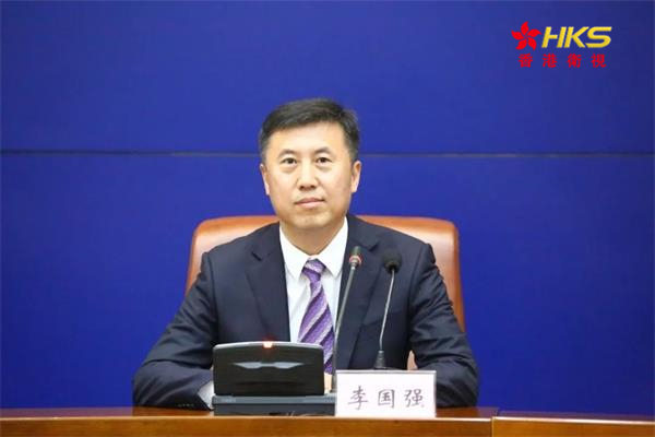 (济南市历下区委副书记,区长李国强介绍有关情况)